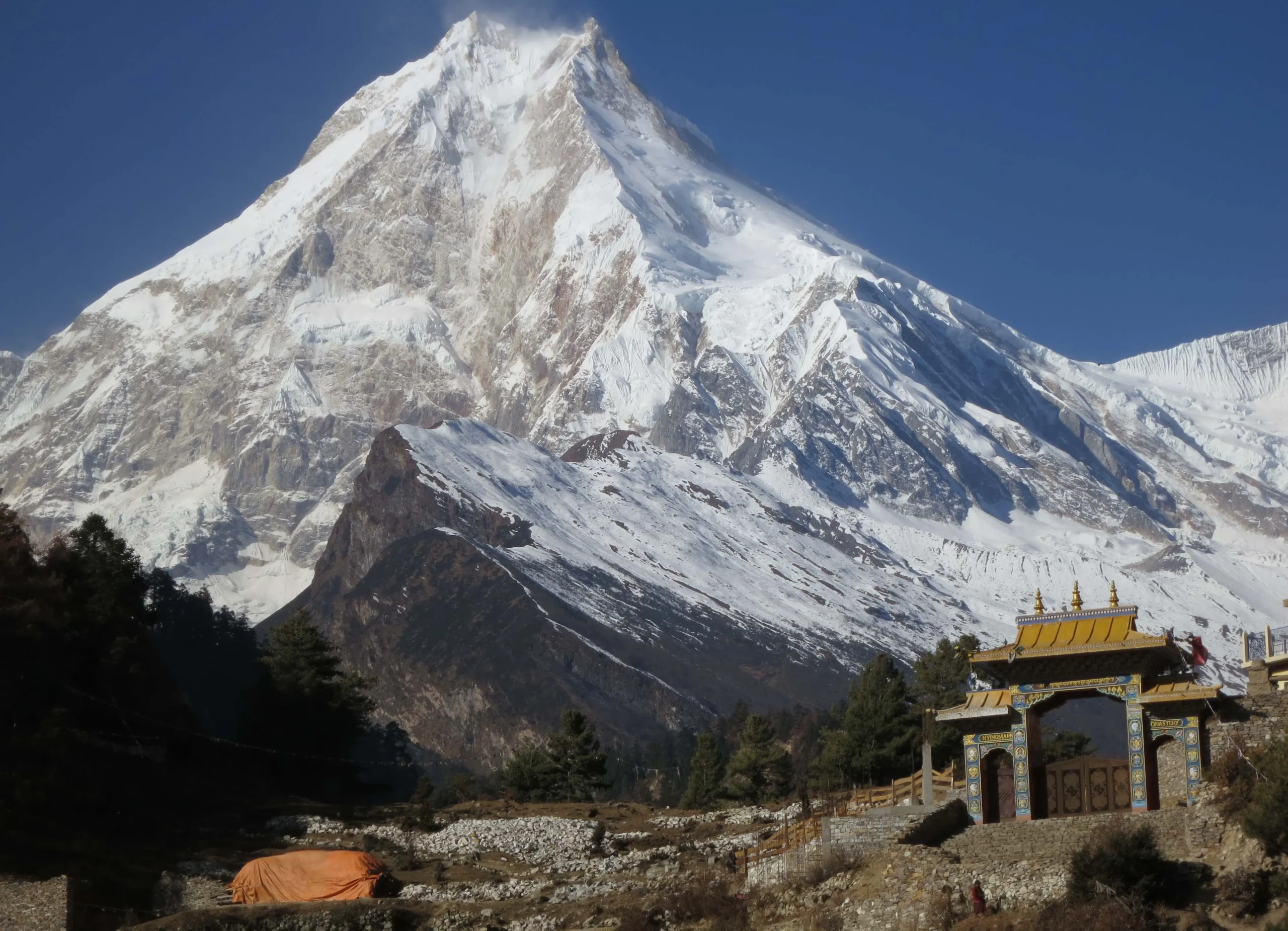 manaslu trek itinerary ,cost and permits for 2020