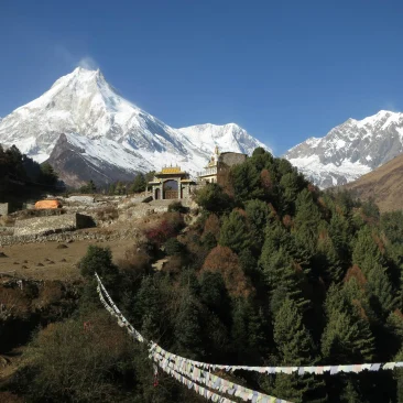 mount manaslu view from lho.