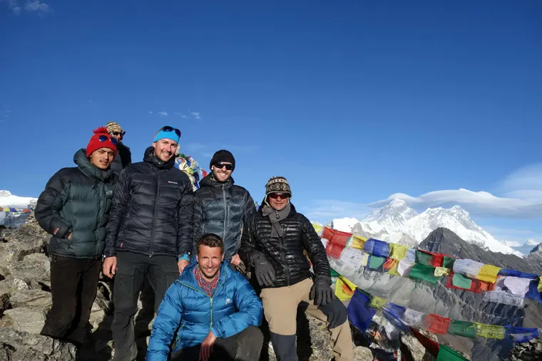 group joining trekking in nepal 