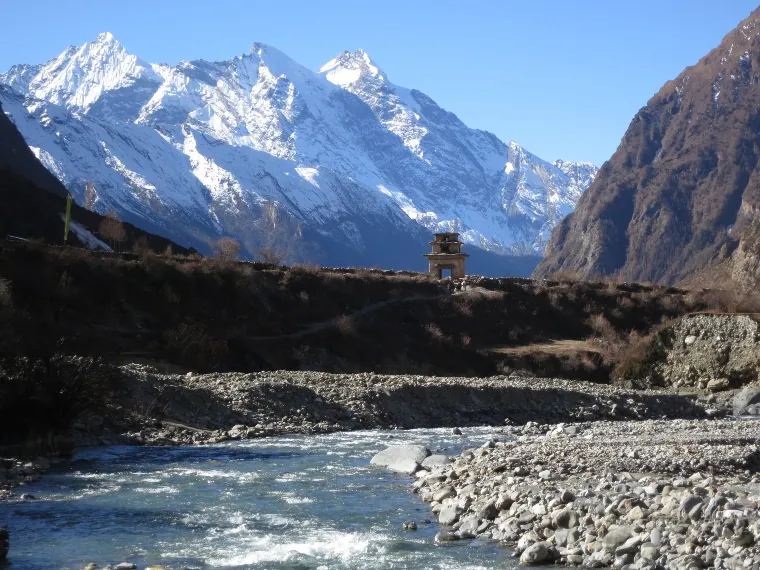 Manaslu circuit Trek