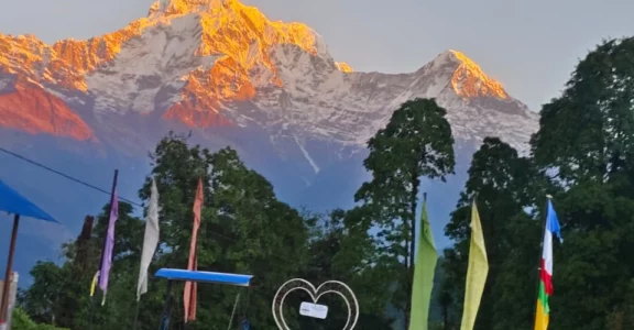 Sunset views from Deurali over the South Annapurna and Himal chuli.
