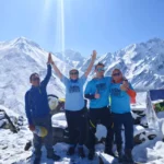 Team on the top of the Kyangging ri viewpoint alt.4700m