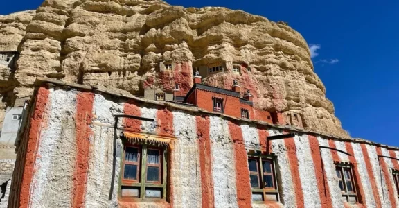 Upper Mustang old monastery