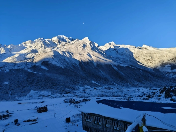 Tilicho Base Camp