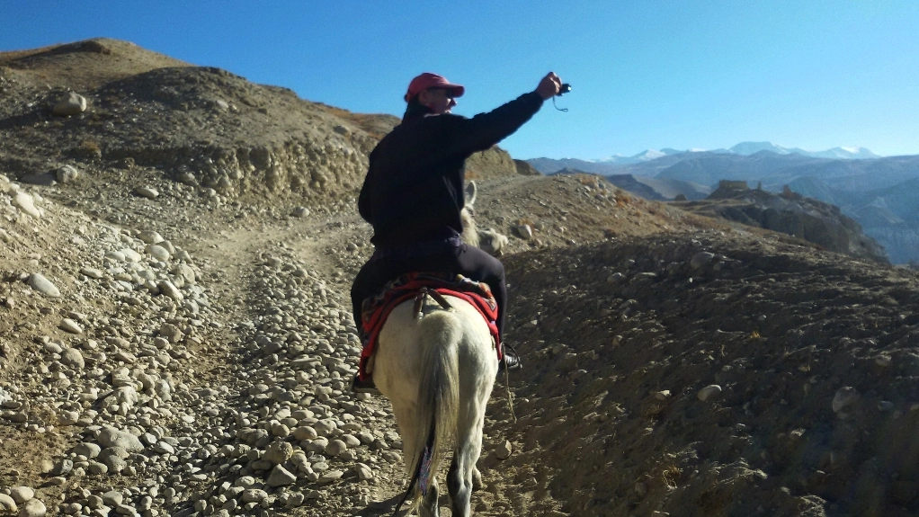 david dai riding a horse 33