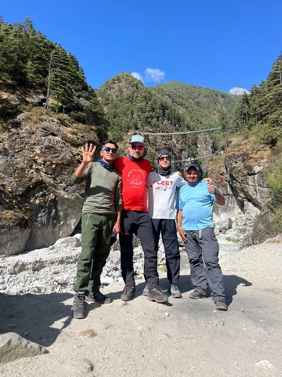 On the way to Khumjung